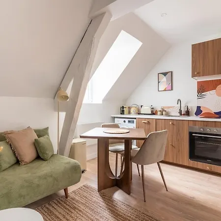 T2 Cosy Centre Apartment *